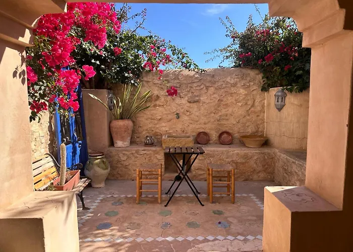 Casa Con Vistas Al Mar Y Patio De Buganvillas