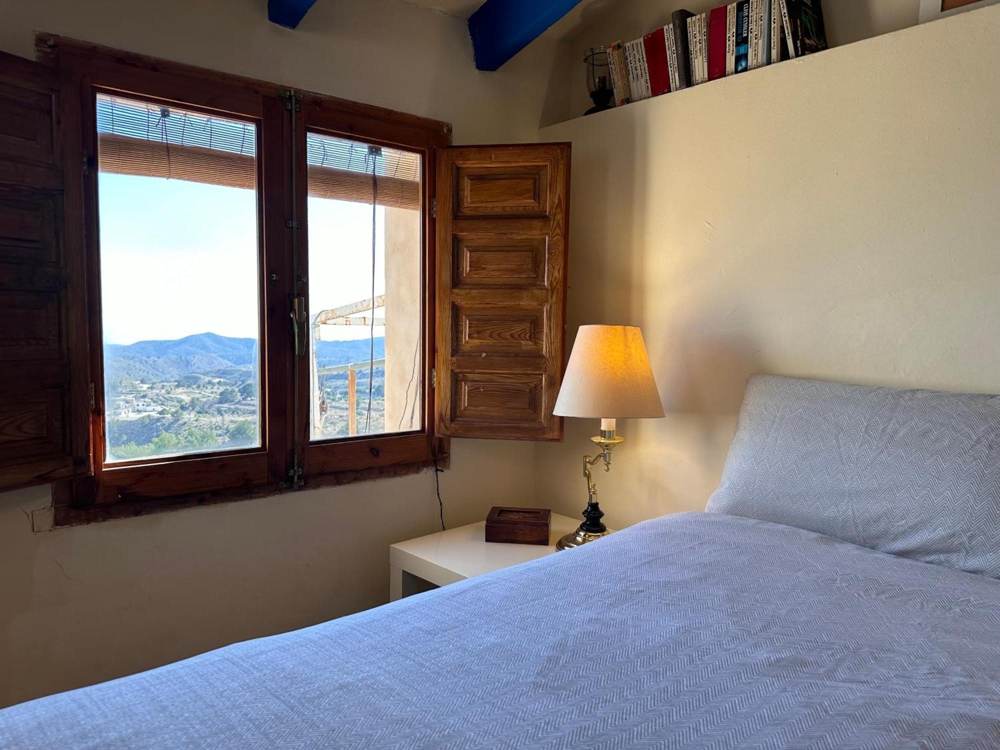 Casa Con Vistas Al Mar Y Patio De Buganvillas Hébergement de vacances Aigües